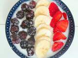Smoothie bowl patriotique mûres, bananes et fraises #Euro2016 (Patriotic smoothie bowl blackberries, strawberries and bananas)