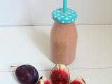 Smoothie lacté figues et prunes (Milky smoothie with figs and plums)
