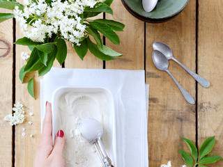 Glace végétale aux fleurs de sureau - Vegan elderflower ice-cream