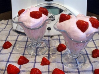 Du jour: Mousse à la fraise au thermomix de Vorwerk