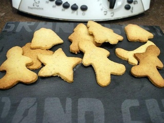 Du jour : Petits sablés aux 4 épices