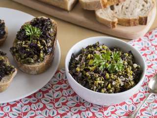 Tartare d’algues tricolores et haricots de mer