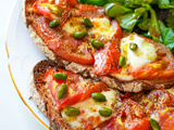 Tartines grillées à la tomate & mozzarella