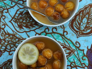 Soupe froide de mirabelles au citron et à la verveine citronnelle