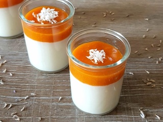 Panna cotta à la lavande, coulis d’abricot – Vegan, sans gluten