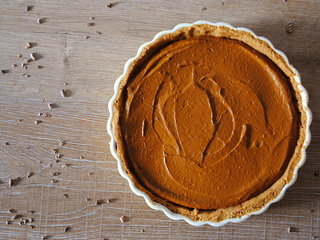 Tarte à la ganache cacao cru, orange et potimarron – Vegan, sans gluten