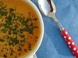 Classique #19 - Soupe lentilles corail, tomate et coco, ou la meilleure soupe du placard