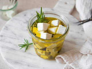 Feta Marinée à l’huile d’olive {recette maison}