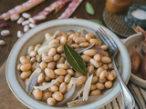 Haricots blancs aux échalotes