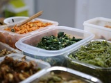 Boite de conservation alimentaire : quel matériau privilégier (verre, métal, plastique)